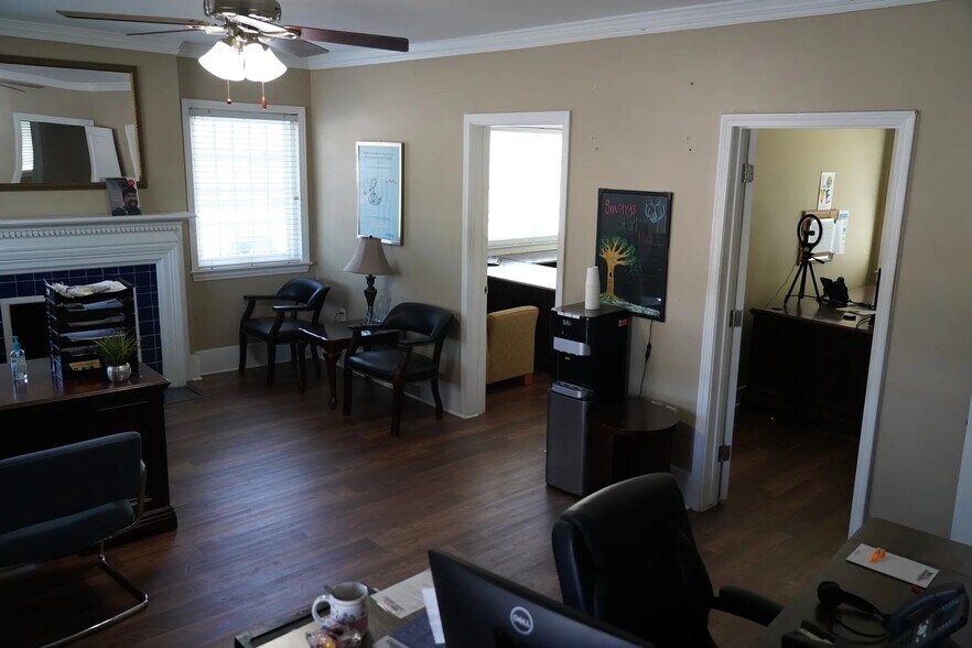 More Photos Of 1817 N Boulevard, Anderson Office For Sale