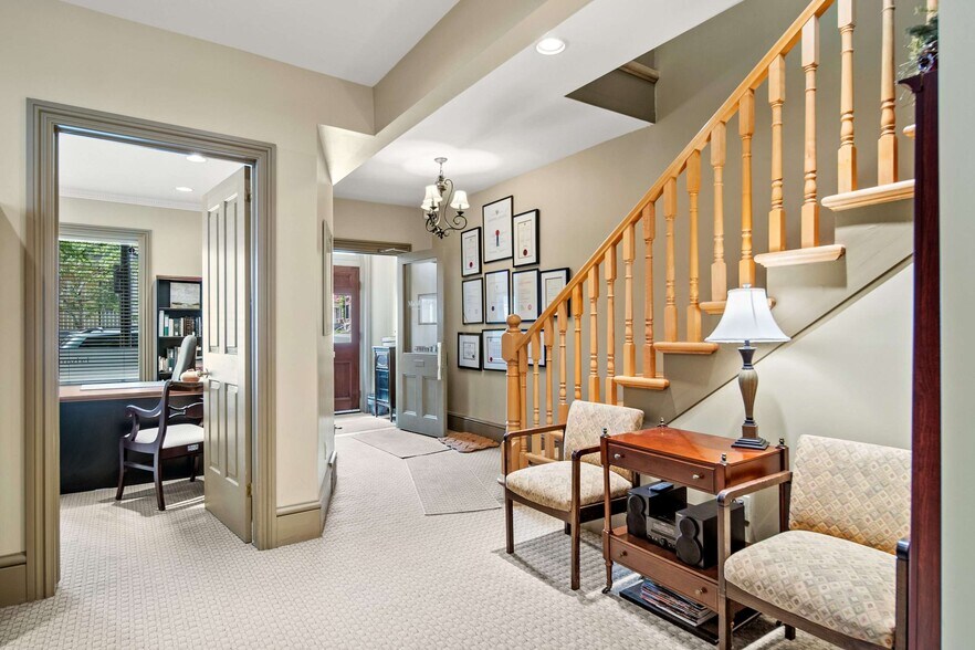 More Photos Of 195 Sydenham St, Kingston Office Residential For Sale