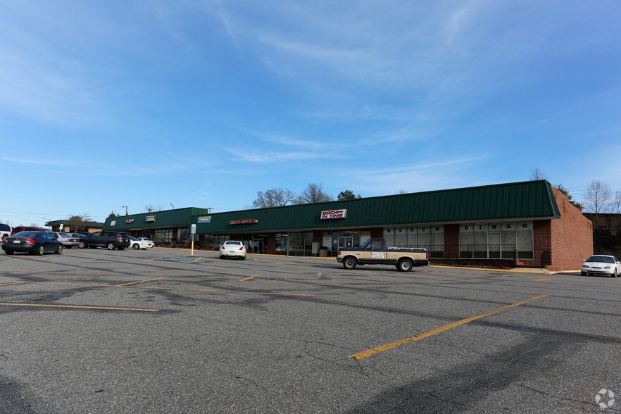 Primary Photo Of 825 Conover Blvd W, Conover General Retail For Lease
