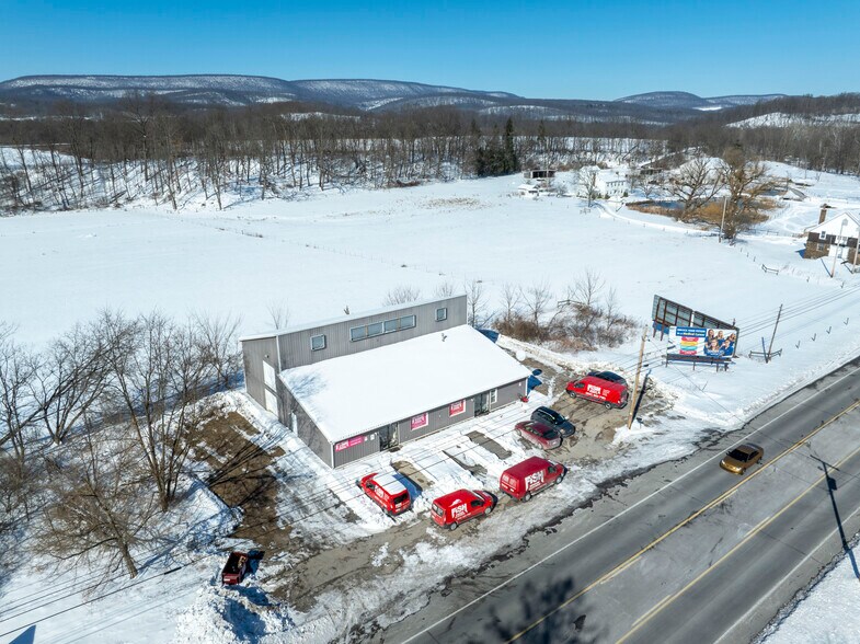 More Photos Of 3340 E Pleasant Valley Blvd, Altoona Freestanding For Sale