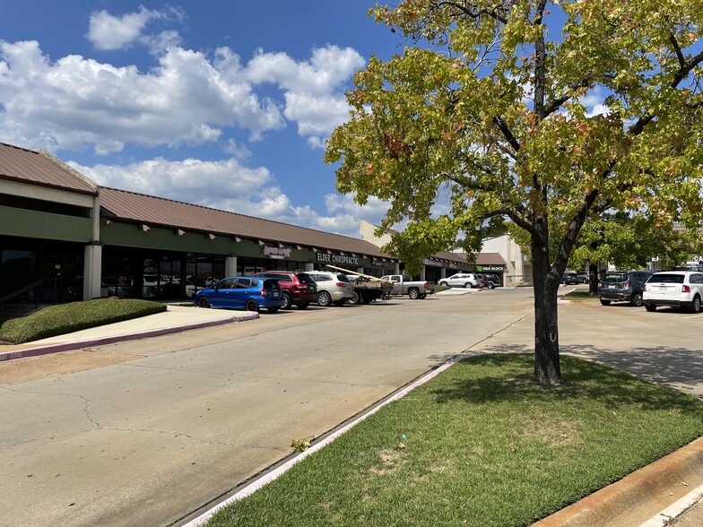 Primary Photo Of 1809 E Loop 281, Longview Unknown For Lease