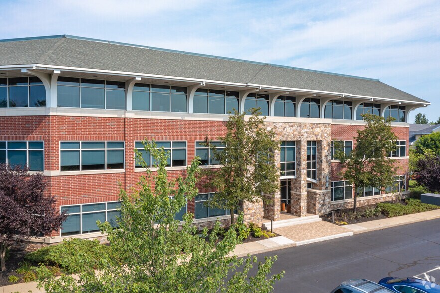 More Photos Of 800 Township Line Rd, Yardley Unknown For Lease