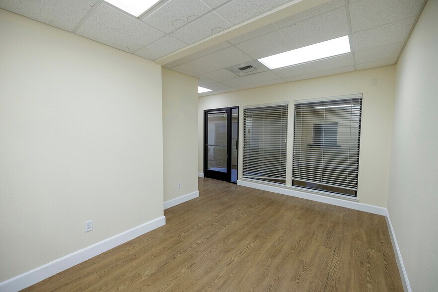 More Photos Of 1130 Coffee Rd, Modesto Medical For Sale