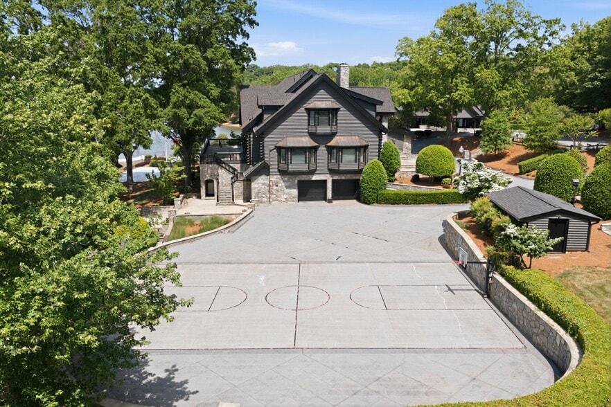 More Photos Of 9715 Nine Eagles Ln, Charlotte Specialty For Sale
