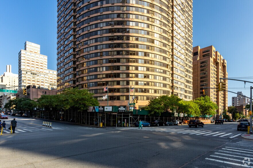 More Photos Of 175 E 96th St, New York Apartments For Lease