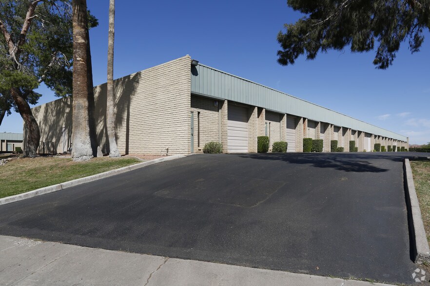 More Photos Of 2604 W 1st St, Tempe Warehouse For Lease