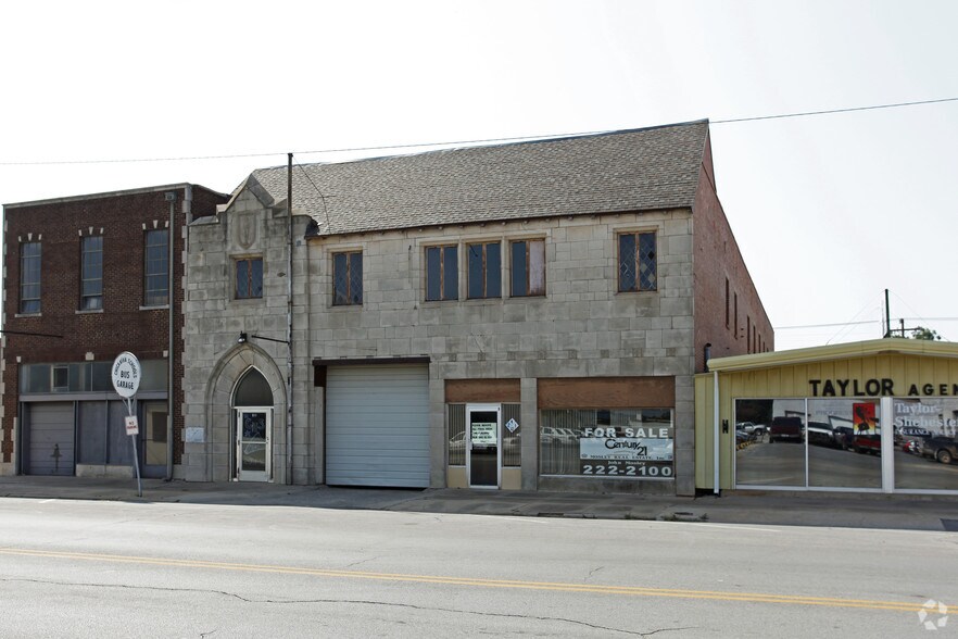 More Photos Of 611-613 W Chickasha Ave, Chickasha Storefront Retail Office For Lease