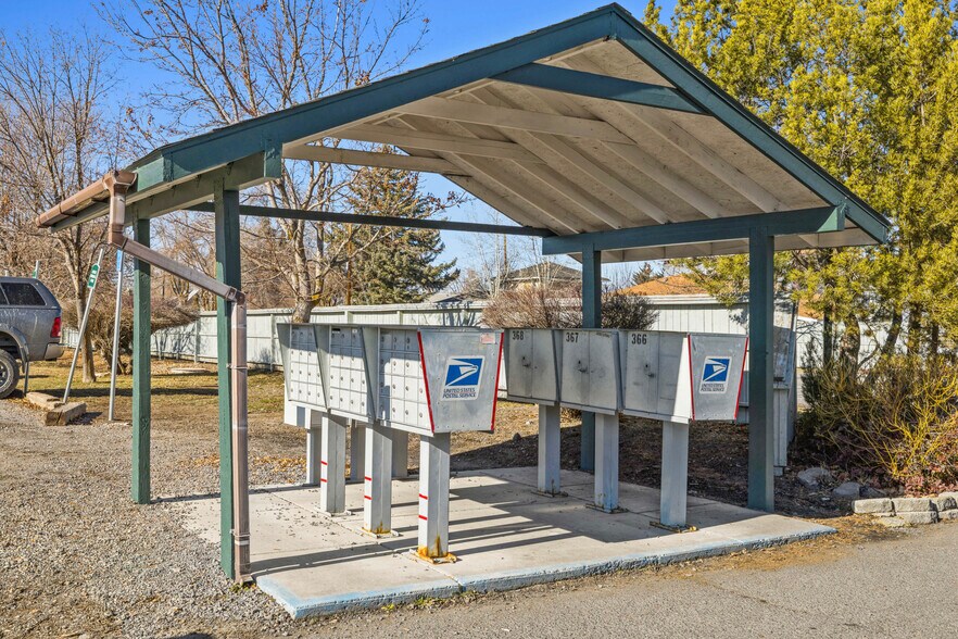 More Photos Of 4647 Winter Ave, Klamath Falls Manufactured Housing Mobile Home Park For Sale