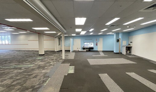 More Photos Of 4777 N Milwaukee Ave, Chicago Drugstore For Lease