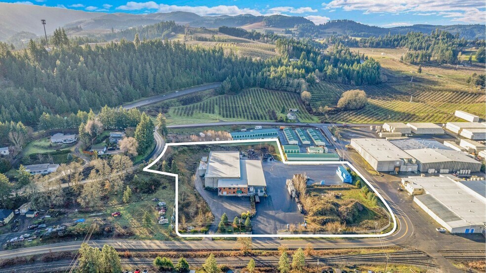 More Photos Of Stadelman, Hood River Industrial For Sale