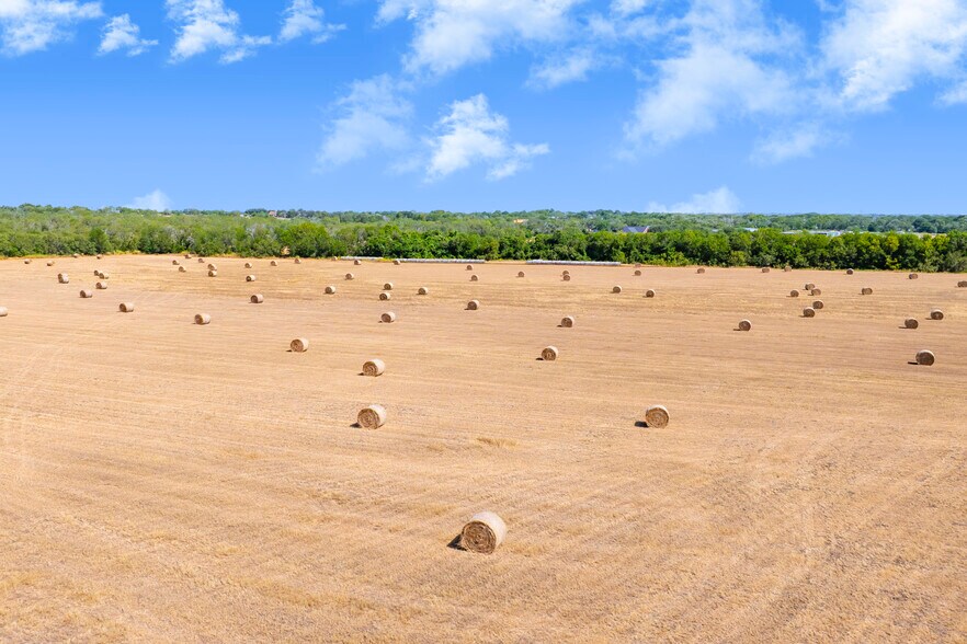 More Photos Of Tor Drive, Seguin Land For Sale