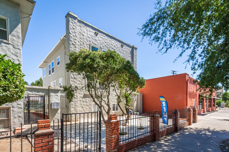 More Photos Of 1823 P St, Sacramento Apartments For Sale