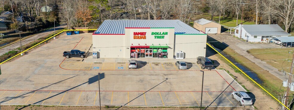 More Photos Of 9343 2nd St, Batson Freestanding For Lease