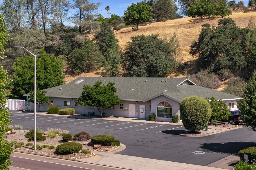 Primary Photo Of 1825 Buenaventura Blvd, Redding Hospital For Sale