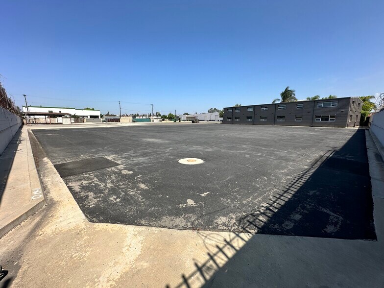 More Photos Of 8228 Whittier Blvd, Pico Rivera Warehouse For Sale
