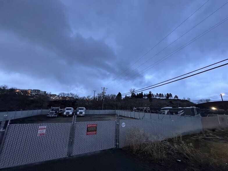 More Photos Of Fenced Lot Next to 2800 Dickerson rd, Reno Land For Lease