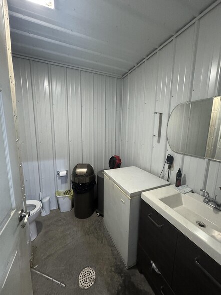 More Photos Of 25828 Highway 129, Green City General Retail For Sale