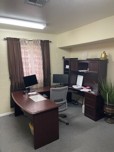 More Photos Of 1796 W Ray Ln, Apache Junction Assisted Living For Sale