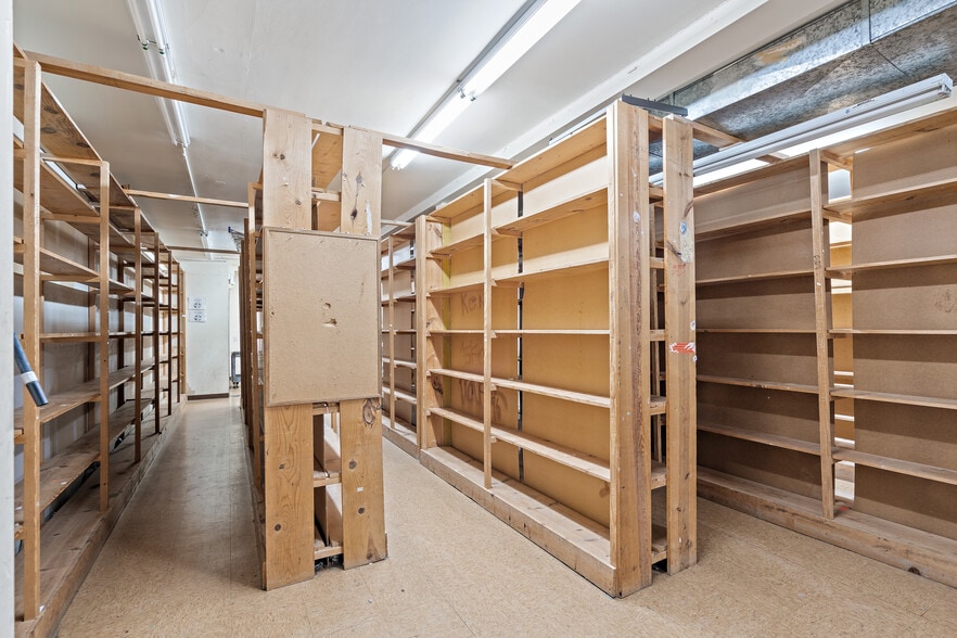 More Photos Of 2829 Mission St, San Francisco Storefront For Lease