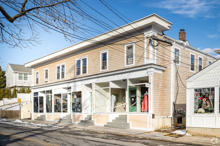 More Photos Of 82-86 Birch Hill Rd, Locust Valley Storefront Retail Residential For Lease