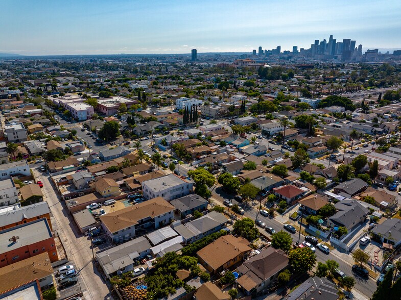 More Photos Of 626 N Breed St, Los Angeles Apartments For Sale