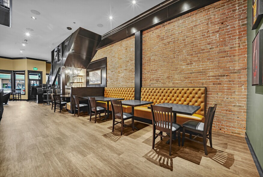 More Photos Of 30 N Main St, Fond Du Lac Restaurant For Sale