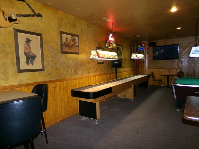 More Photos Of 30 E Pine St, Pinedale Bar For Sale
