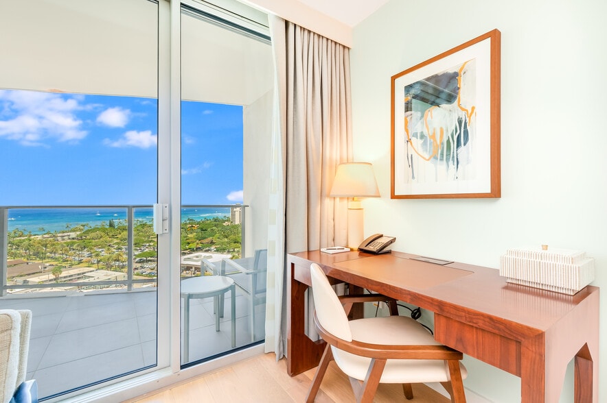 More Photos Of 2139 Kuhio Ave, Honolulu Apartments For Sale