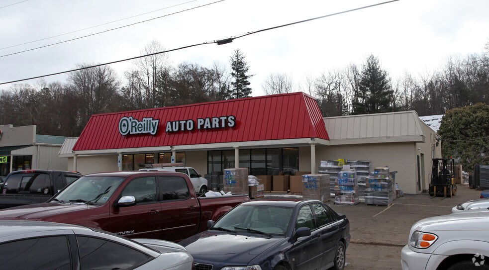 More Photos Of 505 W State St, Black Mountain Freestanding For Sale