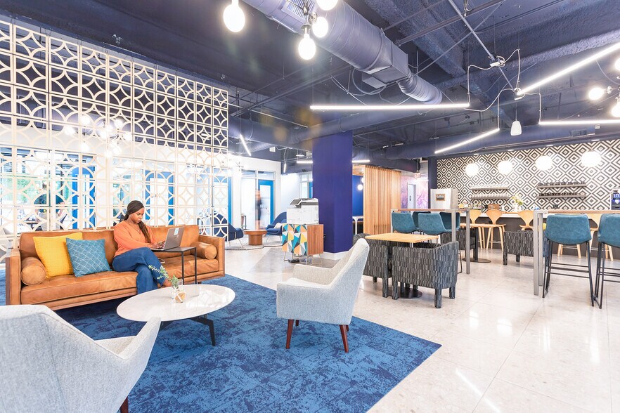 More Photos Of 1122 Lady St, Columbia Coworking Space