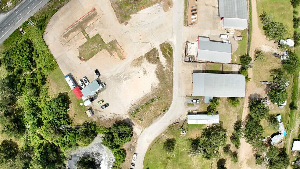 More Photos Of 1350 W State Highway 71, Bastrop Land For Lease