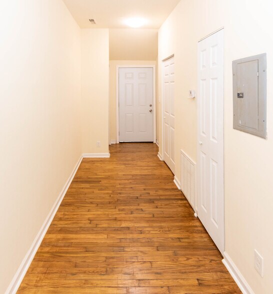 More Photos Of 2100-2102 Maryland Ave, Baltimore Apartments For Sale