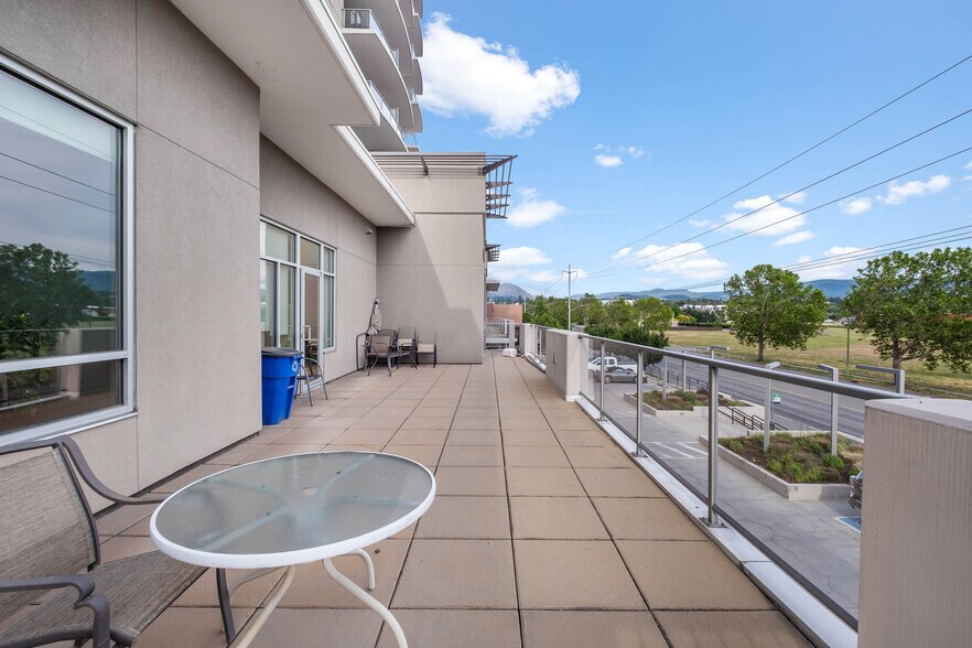 More Photos Of 2040 Springfield Rd, Kelowna Apartments For Sale