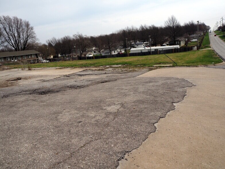 More Photos Of 1001 N Scott Ave, Belton Land For Sale