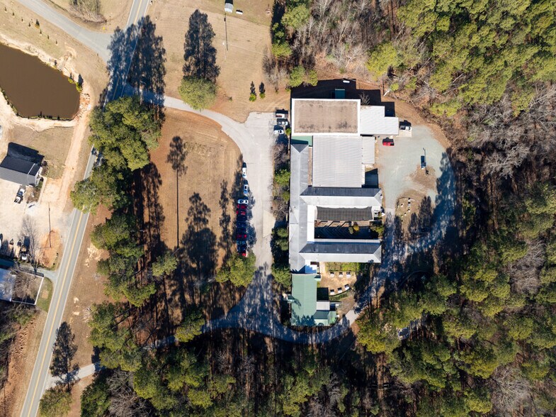 More Photos Of 1434 Farrington Rd, Apex Light Manufacturing For Sale