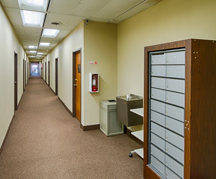 More Photos Of 227 NE Loop 820, Hurst Office For Lease