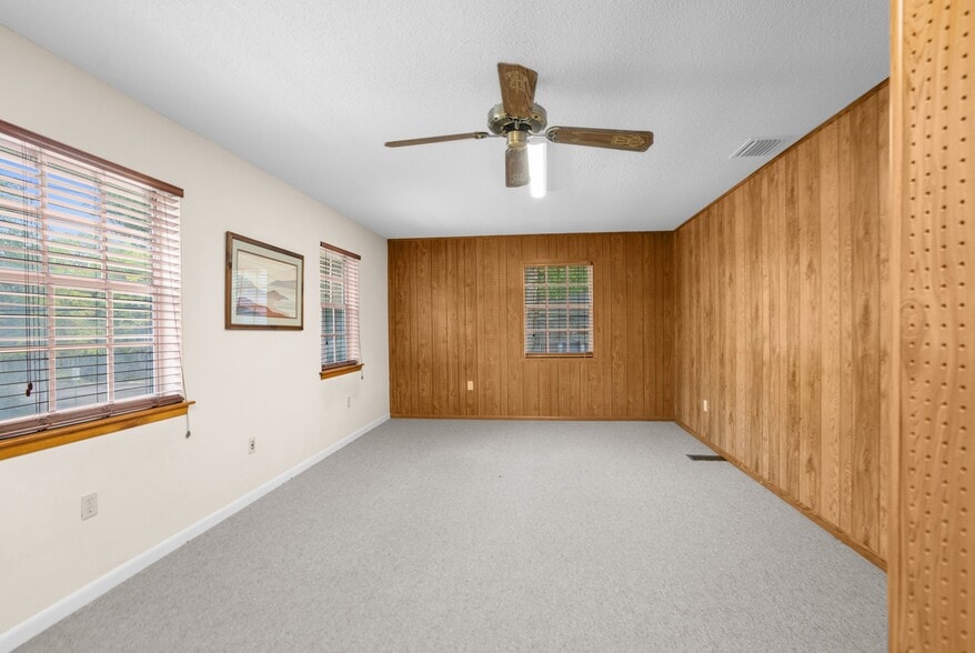 More Photos Of 309 S Main St, Brooksville Specialty For Sale