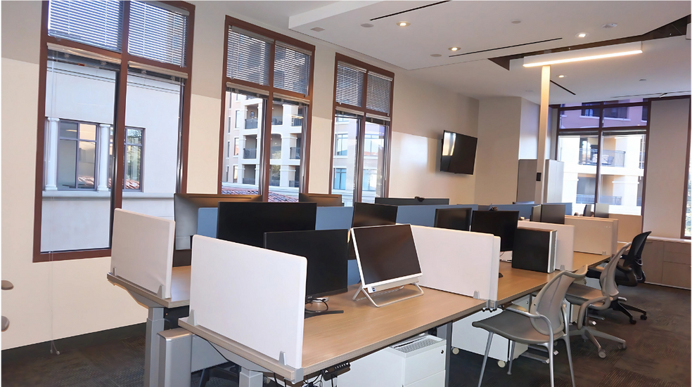 More Photos Of 7135 E Camelback Rd, Scottsdale Coworking Space