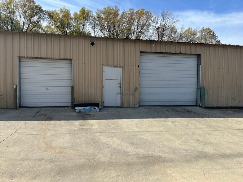 More Photos Of 3983 Homewood Rd, Memphis Office For Sale