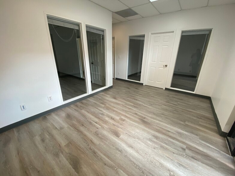 More Photos Of 13555 Automobile Blvd, Clearwater Medical For Lease
