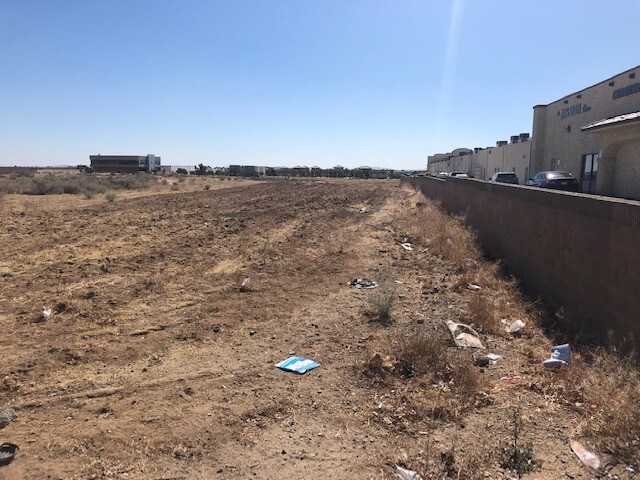 More Photos Of 10th St W, Palmdale Land For Sale
