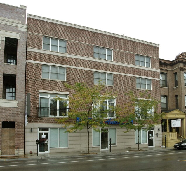 More Photos Of 2623 N Halsted St, Chicago Medical For Lease