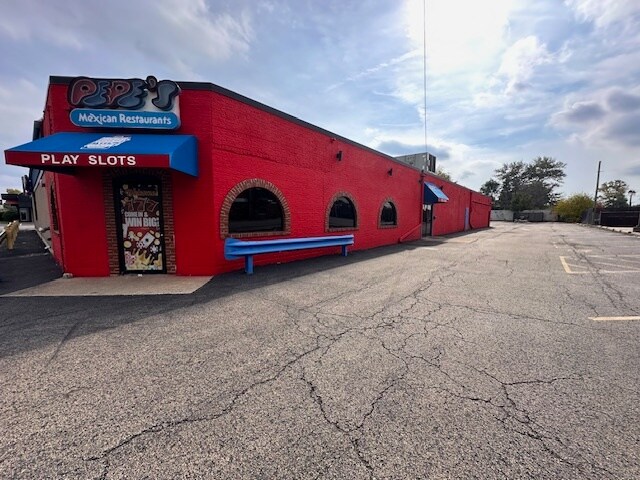 Primary Photo Of 9945 W 55th St, Countryside Freestanding For Lease