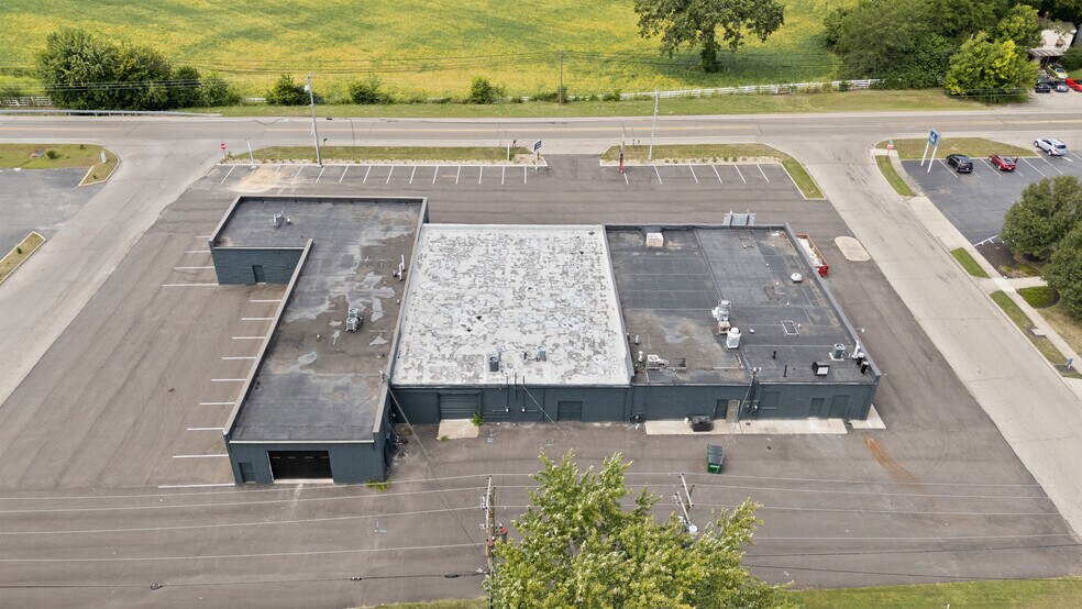 More Photos Of 6821-6847 Dayton Springfield Rd, Enon General Retail For Lease