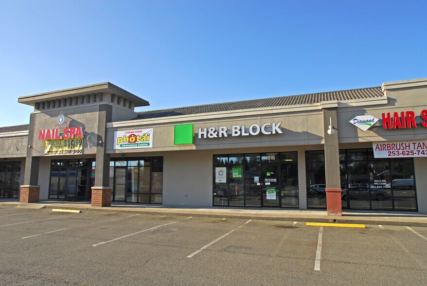 More Photos Of 4916 Center St, Tacoma General Retail For Sale