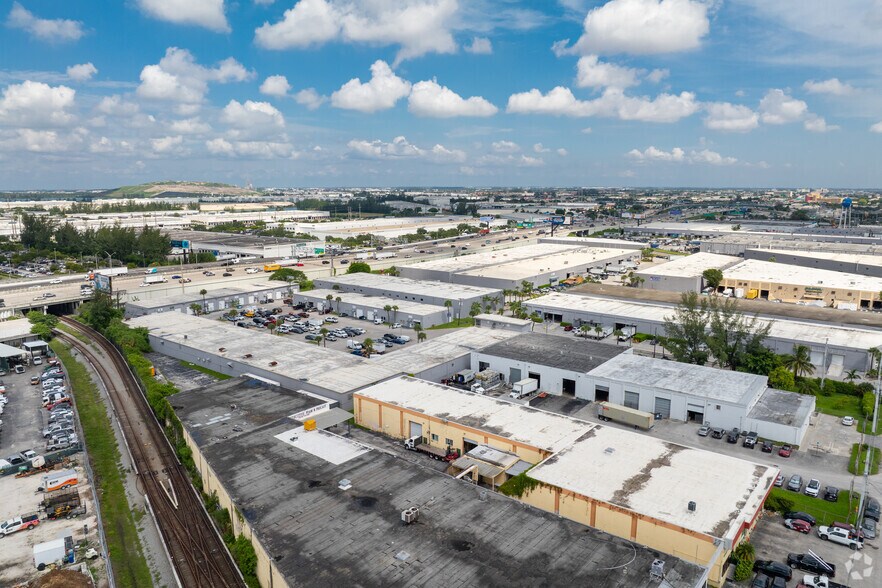 More Photos Of 7500-7580 NW 77th Ter, Medley Industrial For Lease