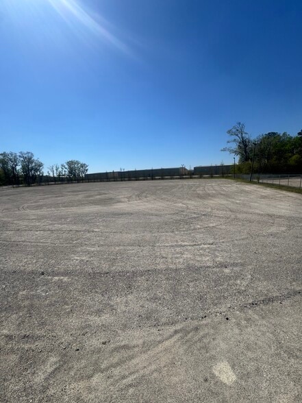 More Photos Of 165 Distribution Drive, Pooler Land For Lease