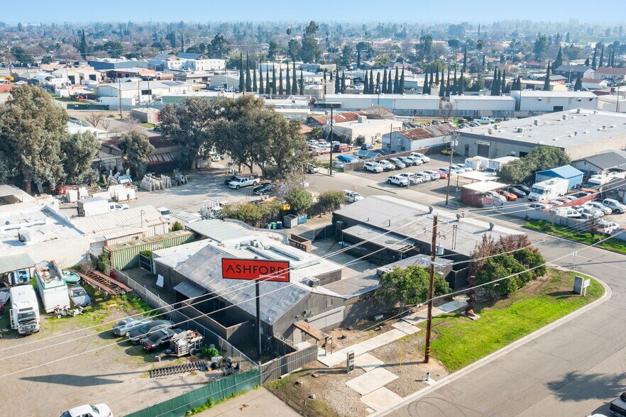 More Photos Of 1520-1528 N Sierra Vista Ave, Fresno Industrial For Sale
