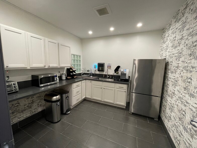 More Photos Of 1119 Colorado Ave, Santa Monica Loft Creative Space For Lease