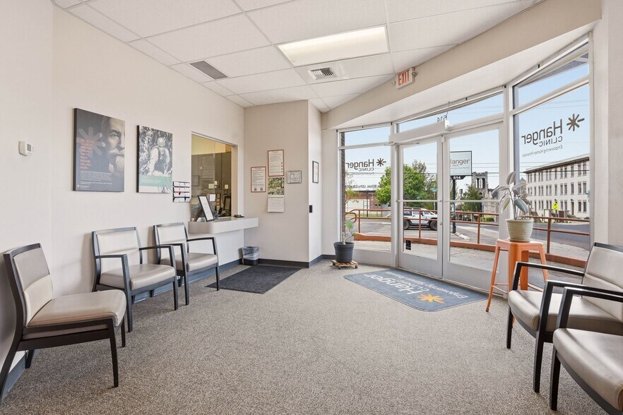 More Photos Of 514 S Washington St, Spokane Medical For Sale